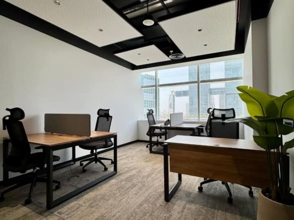 Comfortable office desks and ergonomic chairs at Nextspace in UAE.