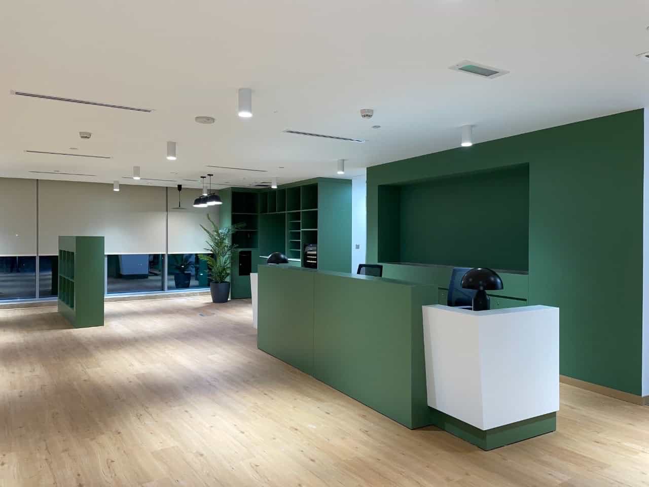 Workplace, modern design, coworking, UAE, office space, contemporary interior.