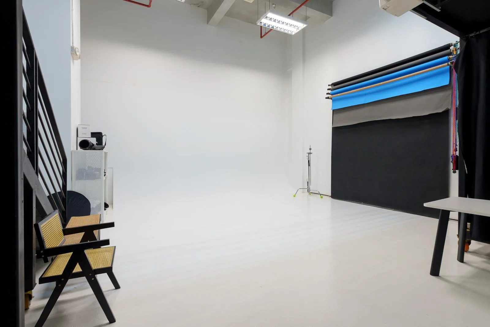 The Vortex at ABM Building, 荷兰村, photo 5