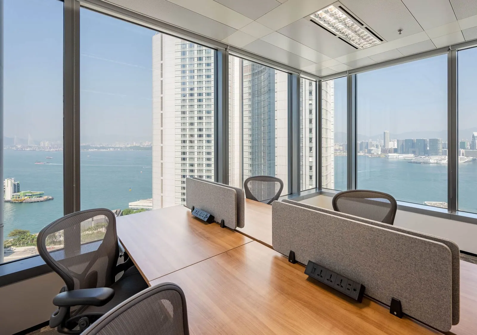 The Executive Centre at One Ifc