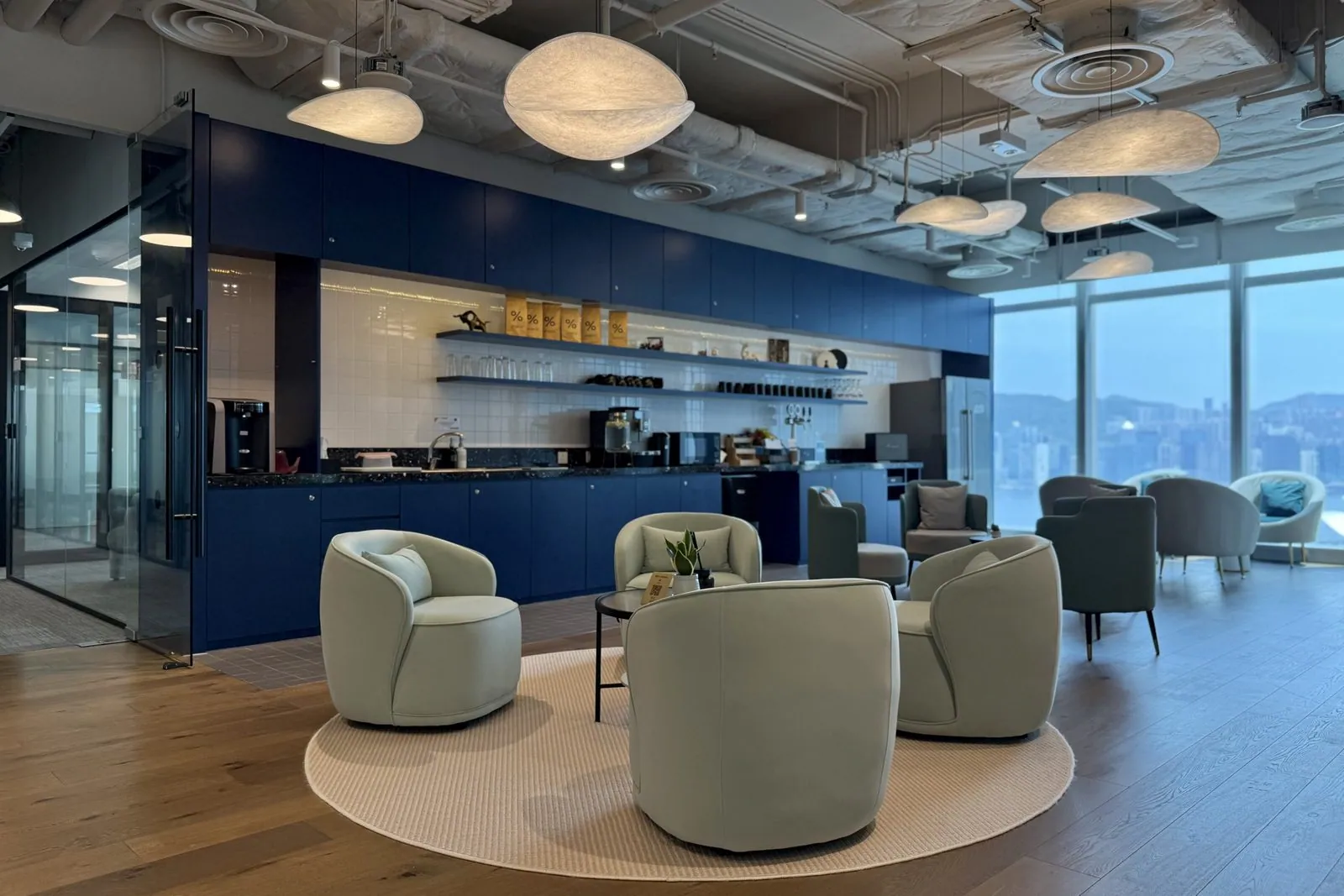 Bela Offices at Two Harbour Square, Kwun Tong, photo 3