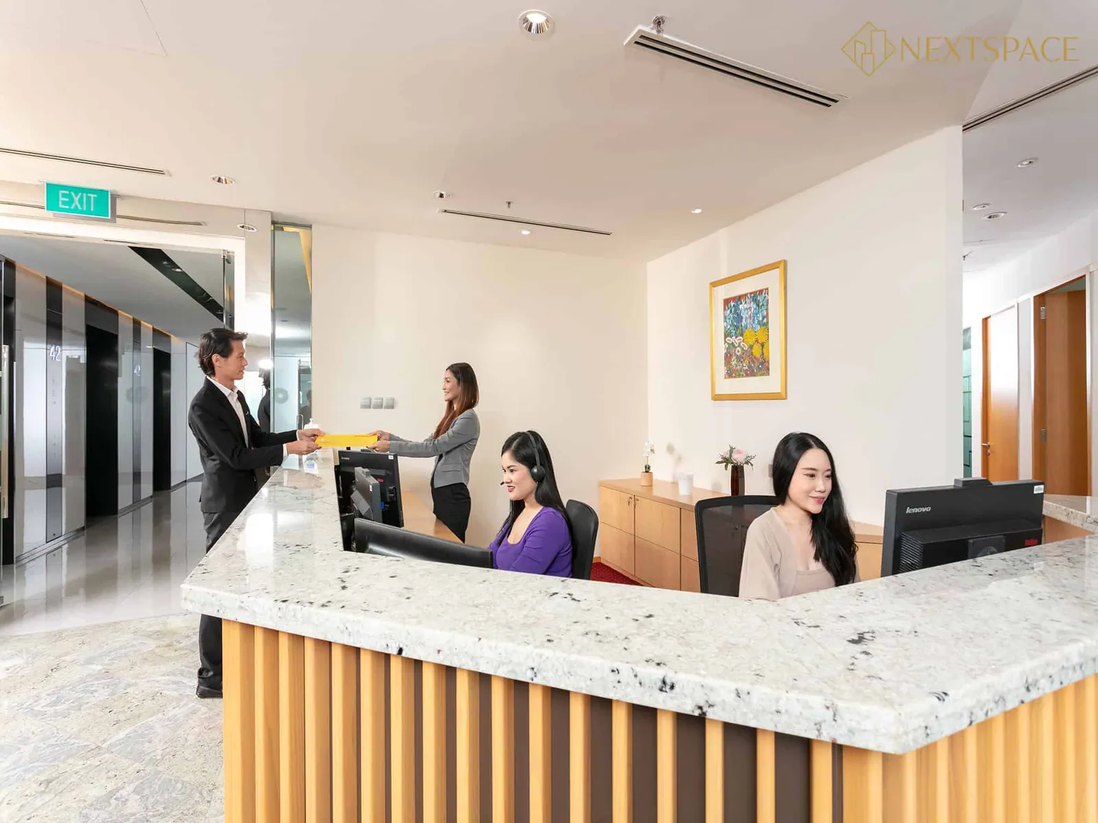 Servcorp at Suntec Tower 3, 政府大厦, photo 2