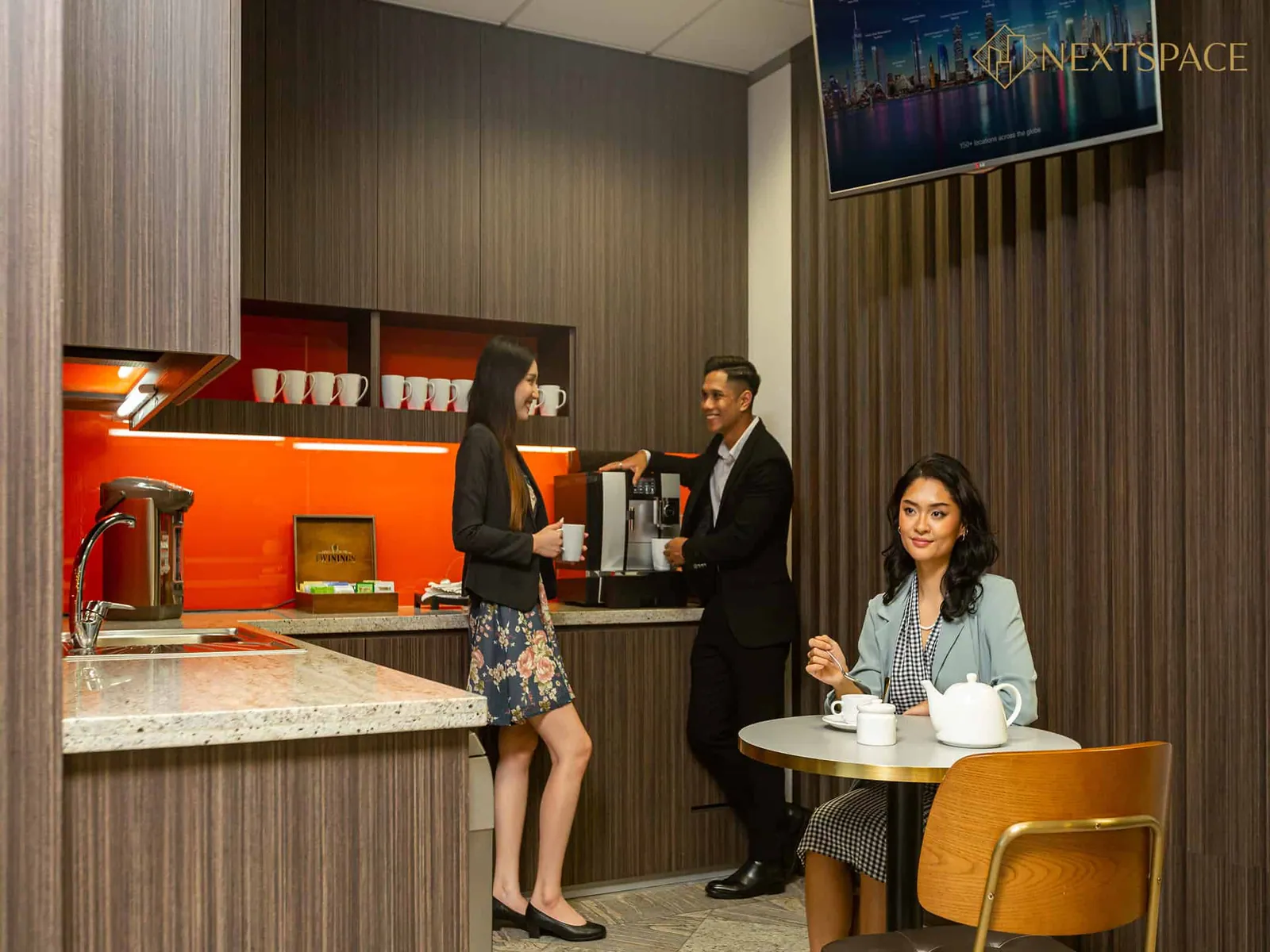 Servcorp at The Metropolis, 荷兰村, photo 3