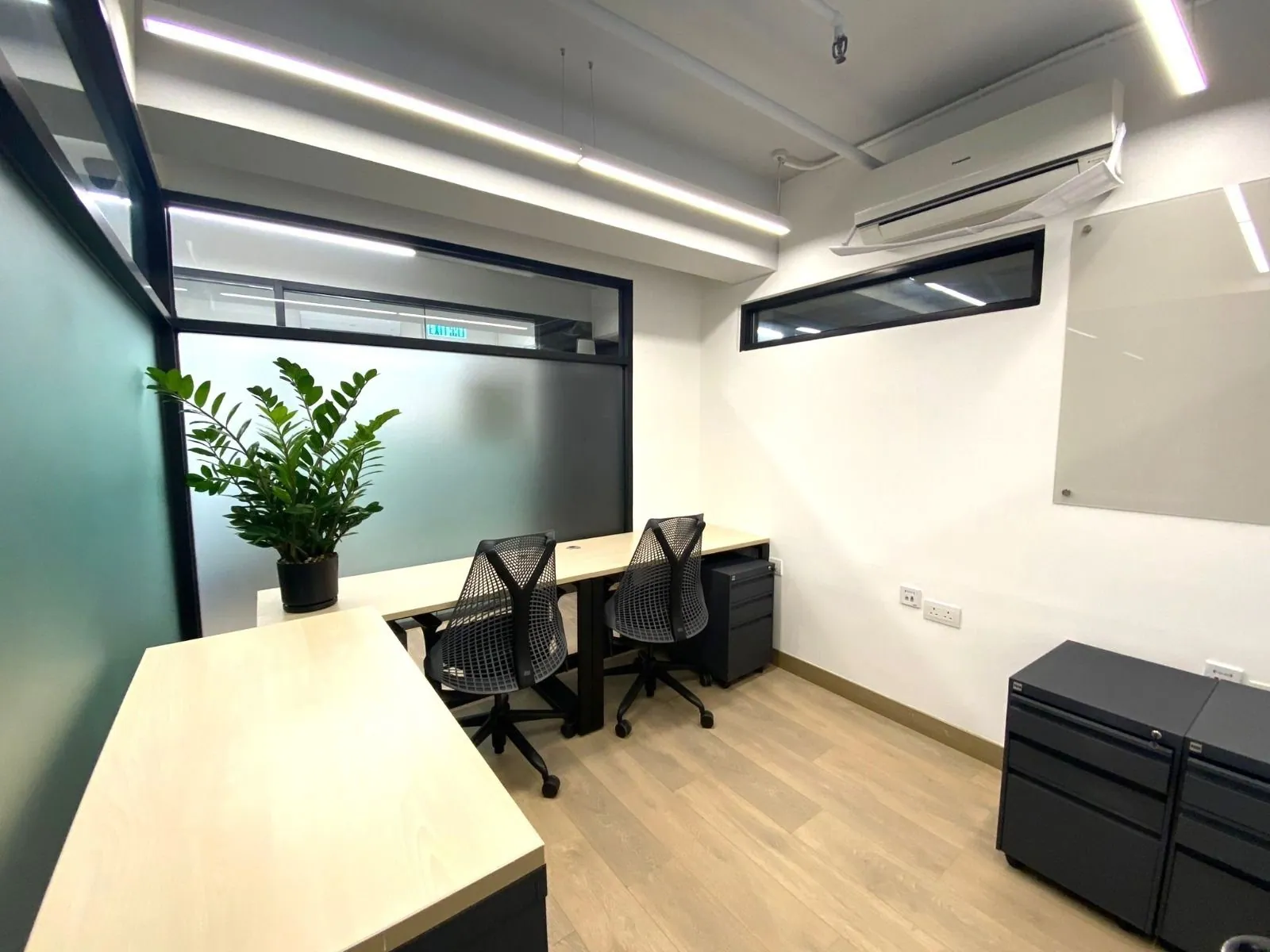 WYND at Yu Yuet Lai Building, Central, photo 2