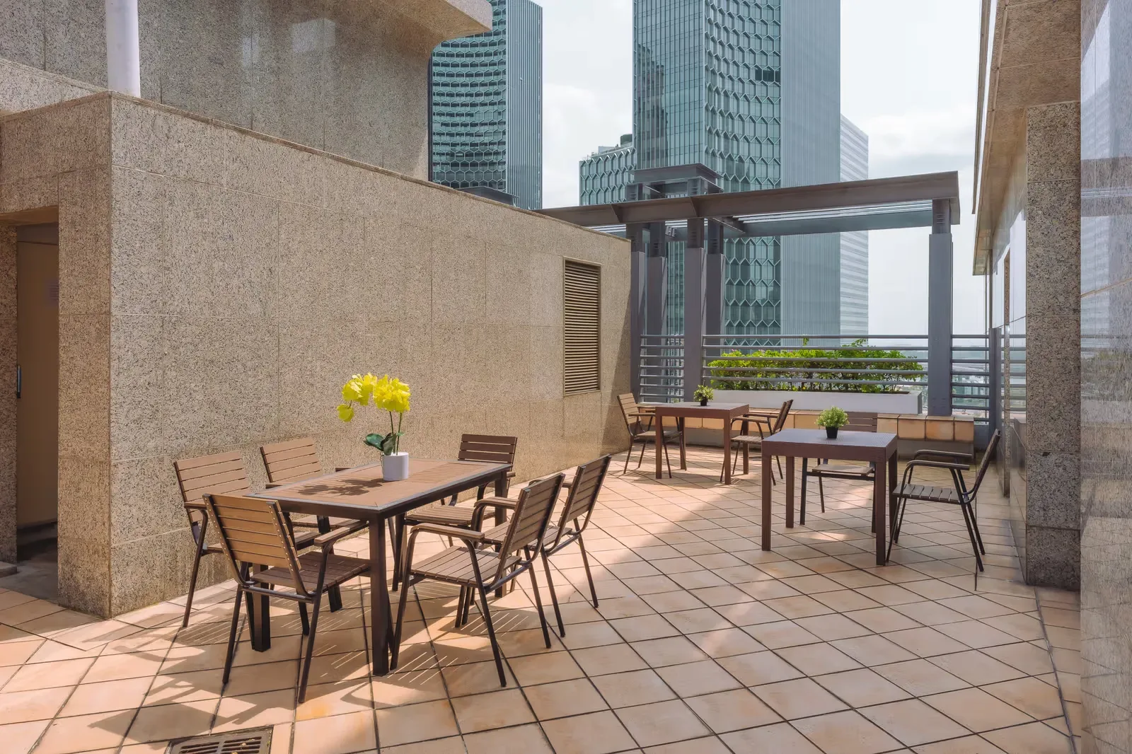 Centennial Business Centre at Bugis Junction Towers, 武吉士, photo 4