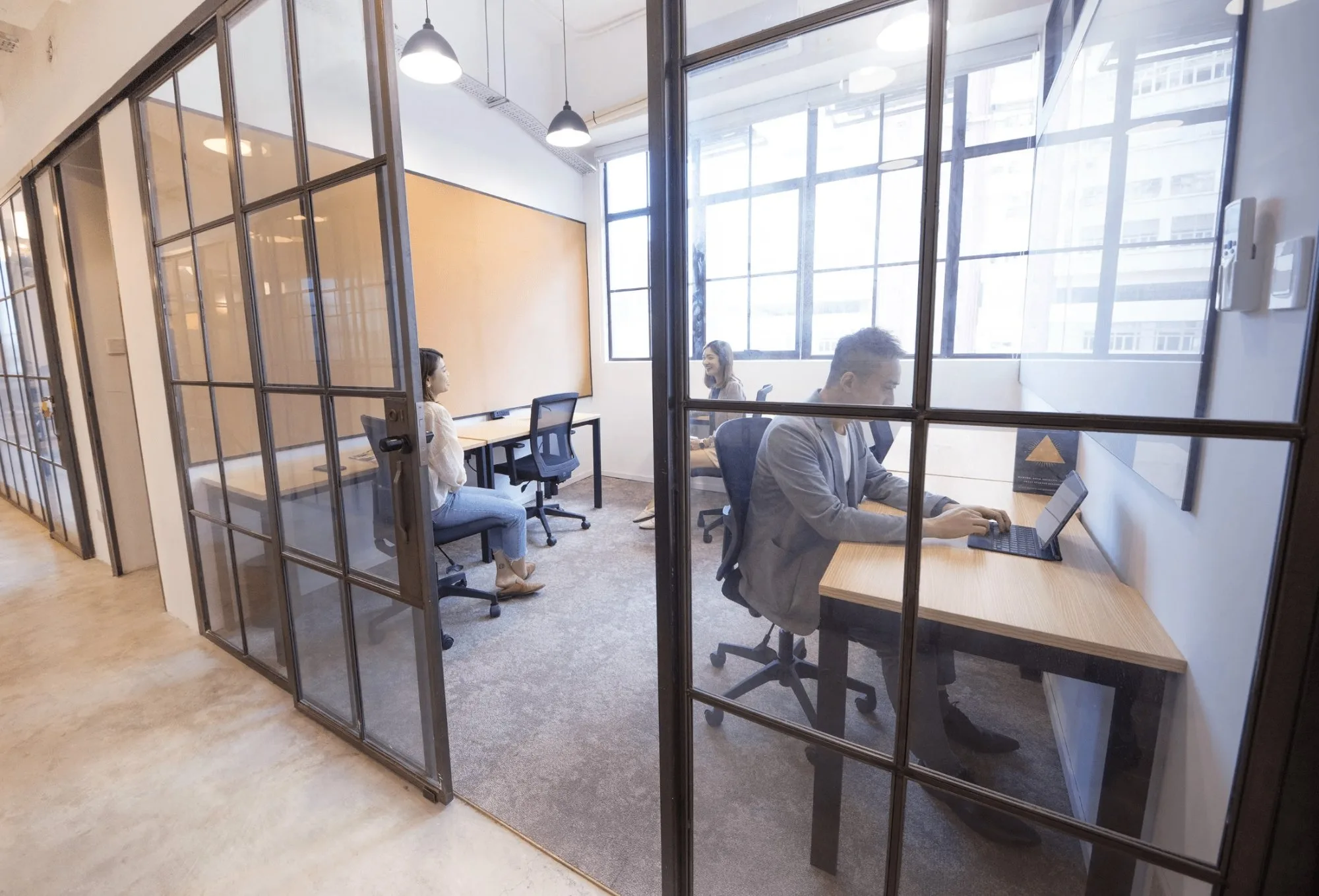 Metro Workspace at Remex Centre, Wong Chuk Hang, photo 4