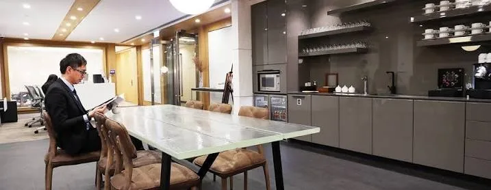 The Executive Centre at The Hong Kong Club Building, Central, photo 4