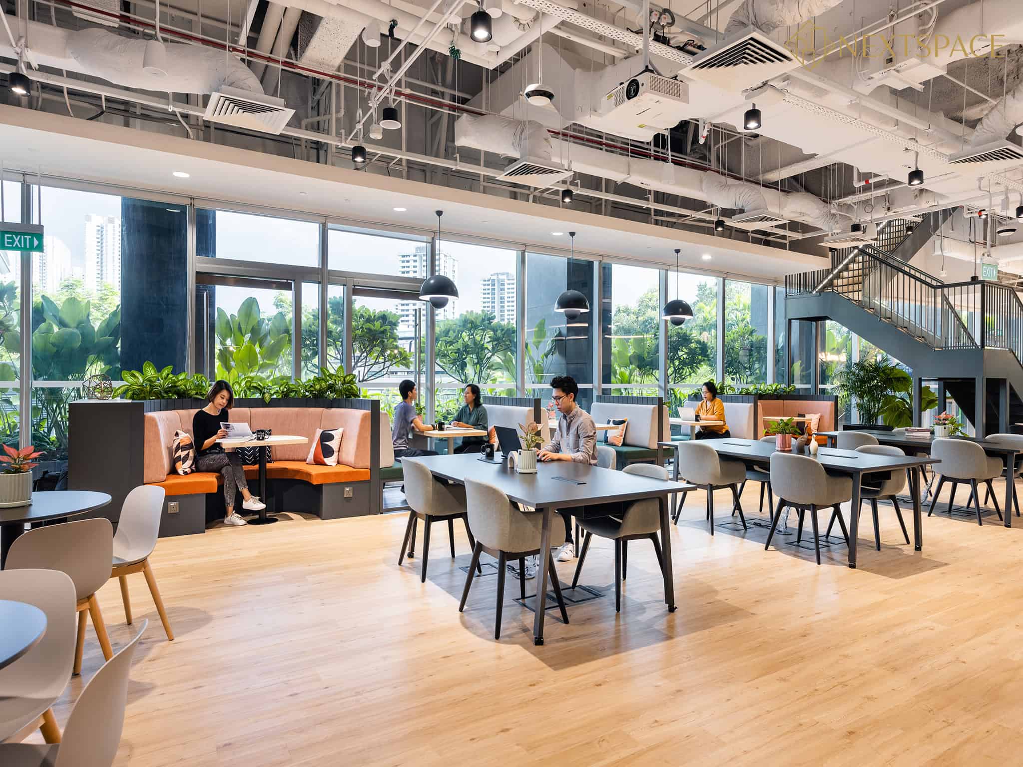 Business centre Justco The Metropolis 1