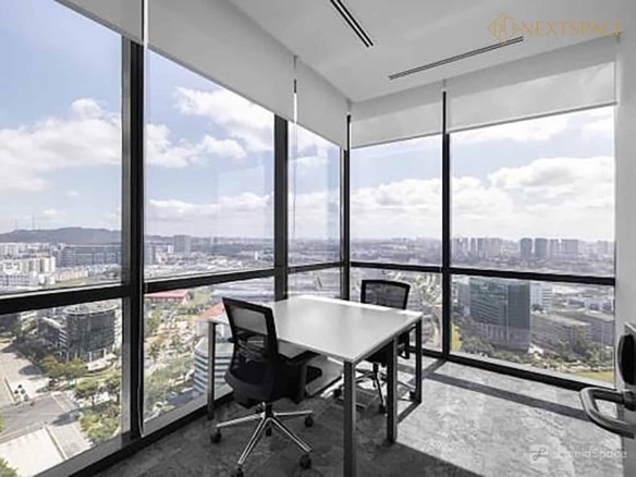 Regus Vision Exchange coworking space 2