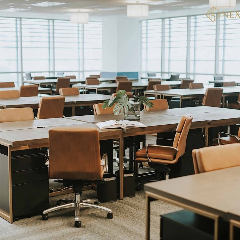 How to negotiate the best lease terms for a private office rental in Singapore