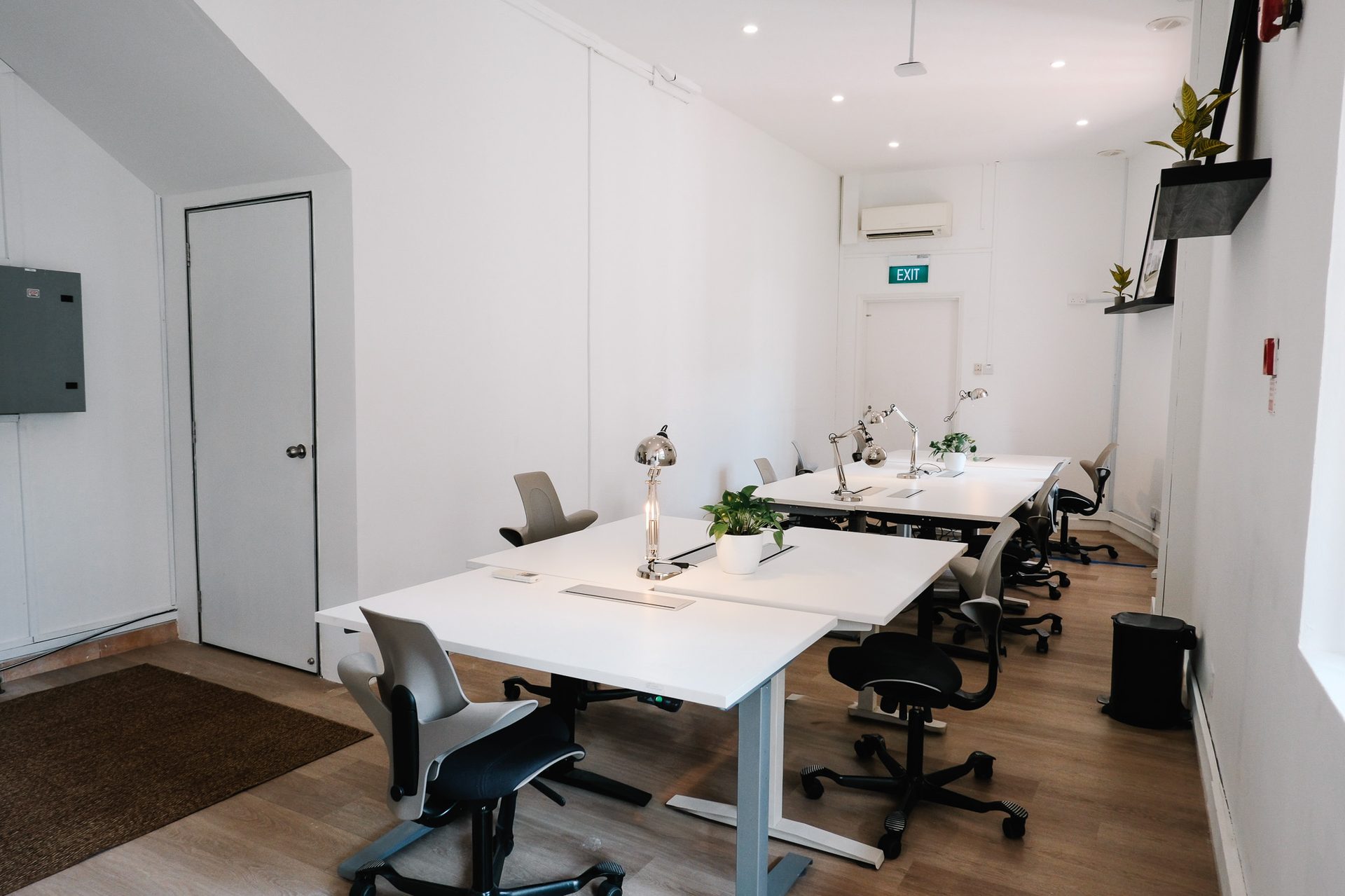 The Working Capitol 150 Neil Road 7 The Working Capitol 150 Neil Road private office Singapore