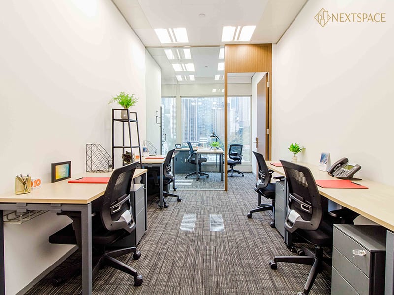 Compass - Cheung Kong Centre- Private office 3