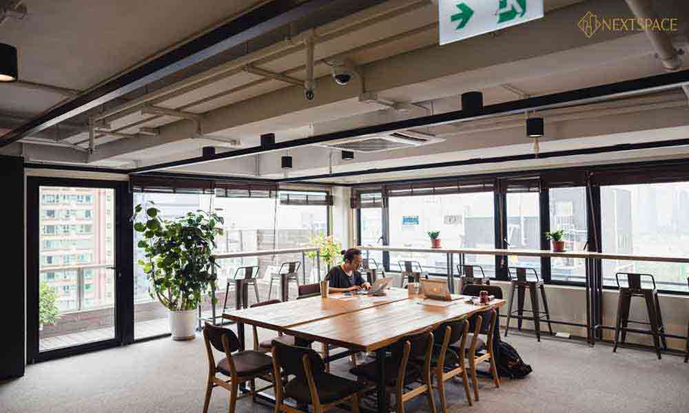 Garage Society - Arion Commercial Centre - Coworking space