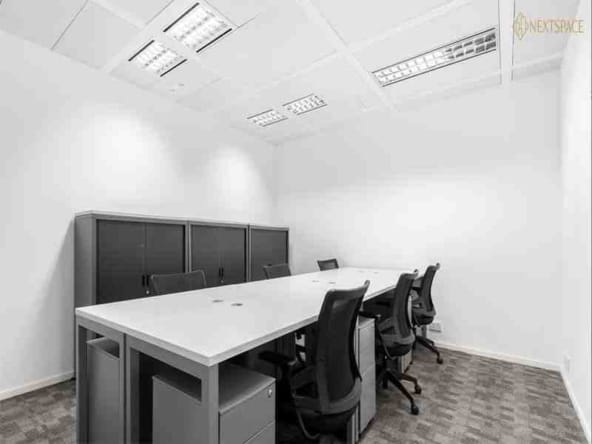 Regus - 181 Queen's Road Central - Coworking space