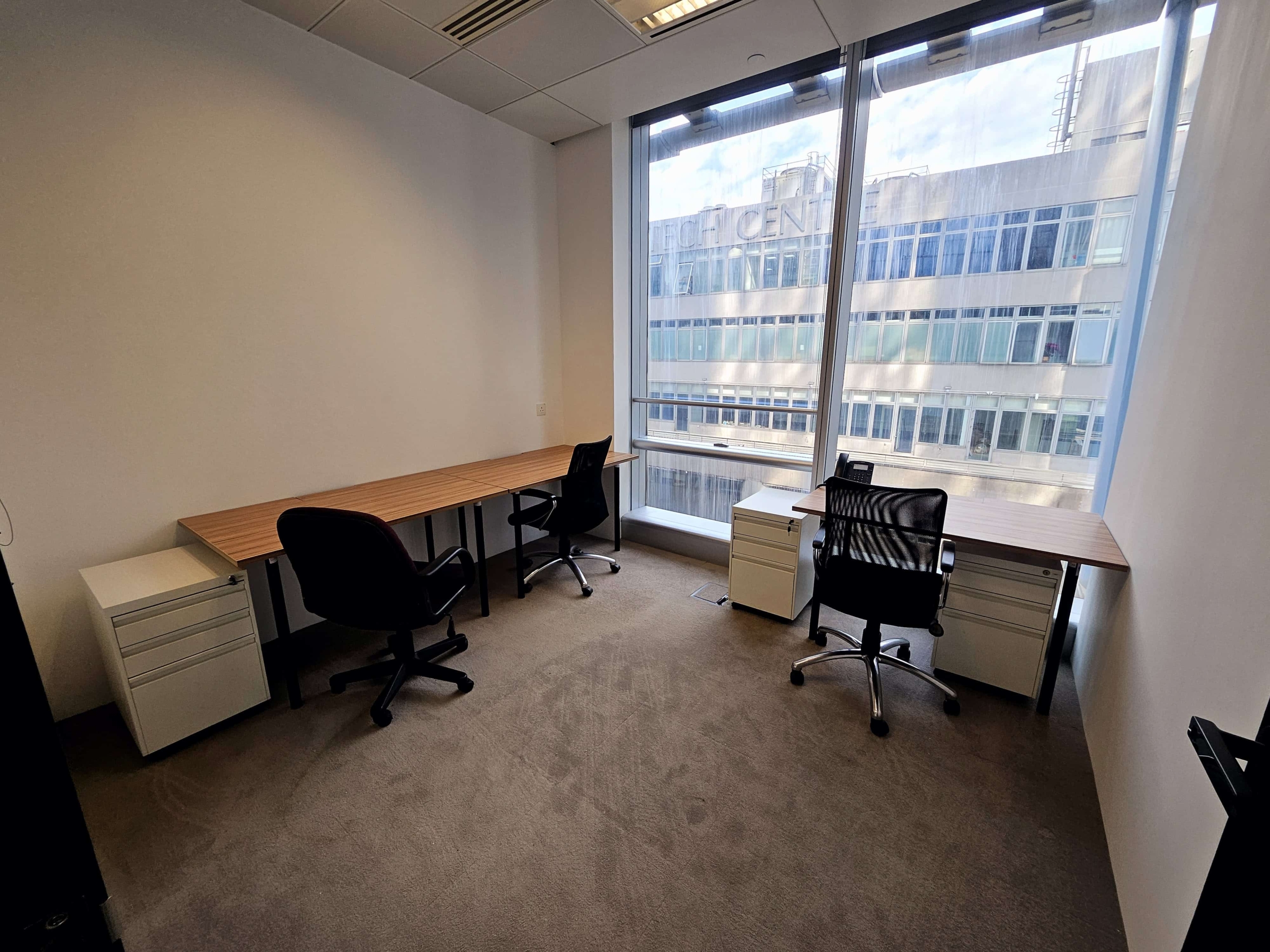 AIA Kowloon Tower Landmark East | Coworking Space Kwun Tong